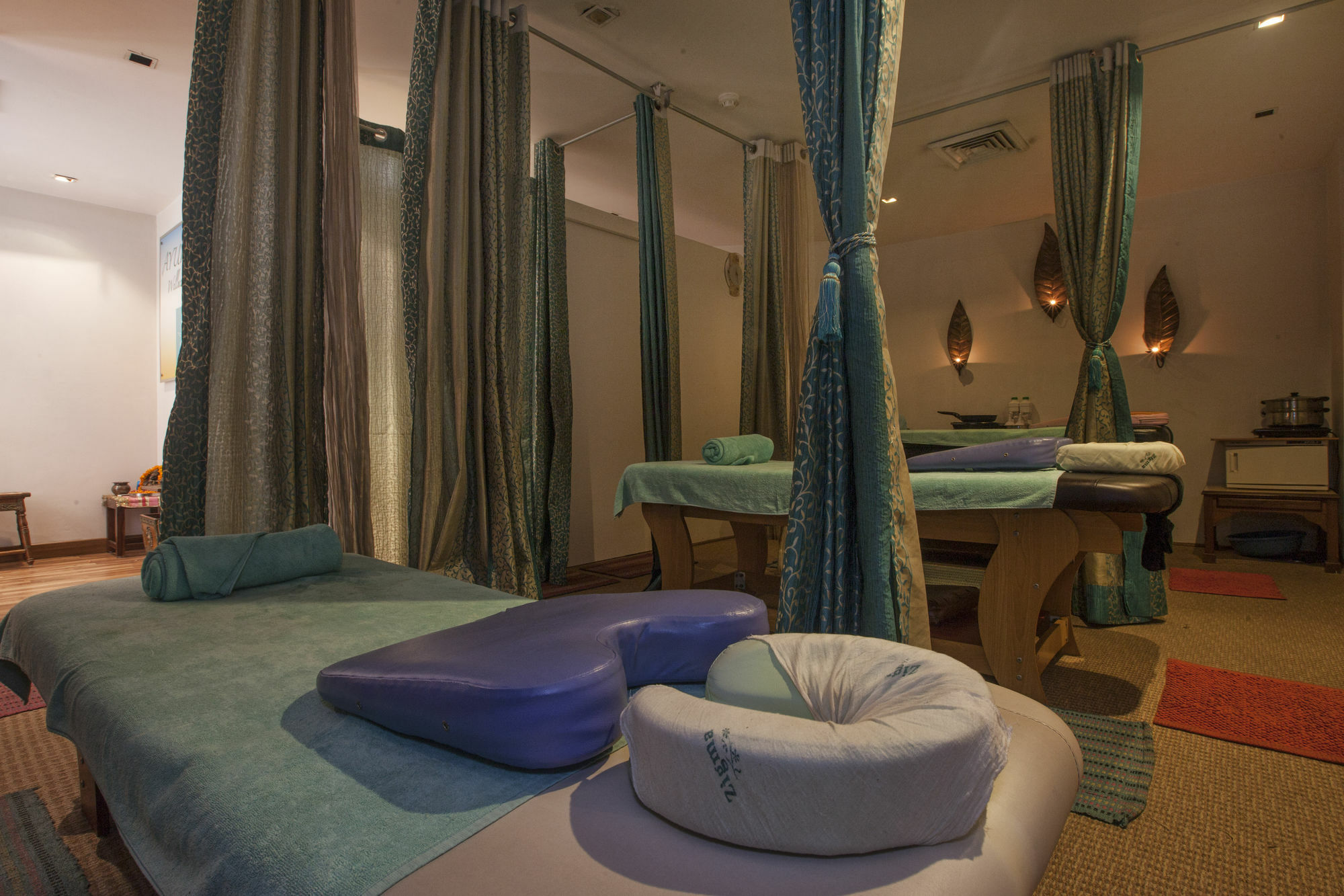 อเวลอน คอร์ตยาร์ด Hotel นิวเดลี ภายนอก รูปภาพ
