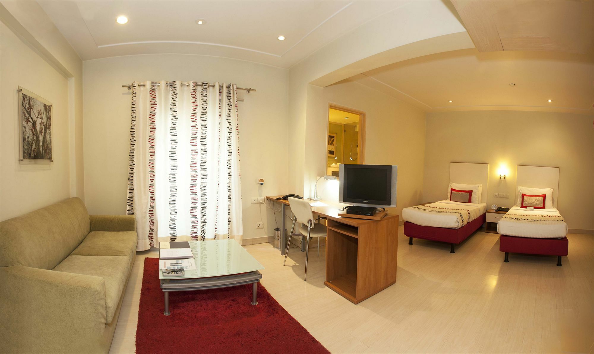 อเวลอน คอร์ตยาร์ด Hotel นิวเดลี ภายนอก รูปภาพ