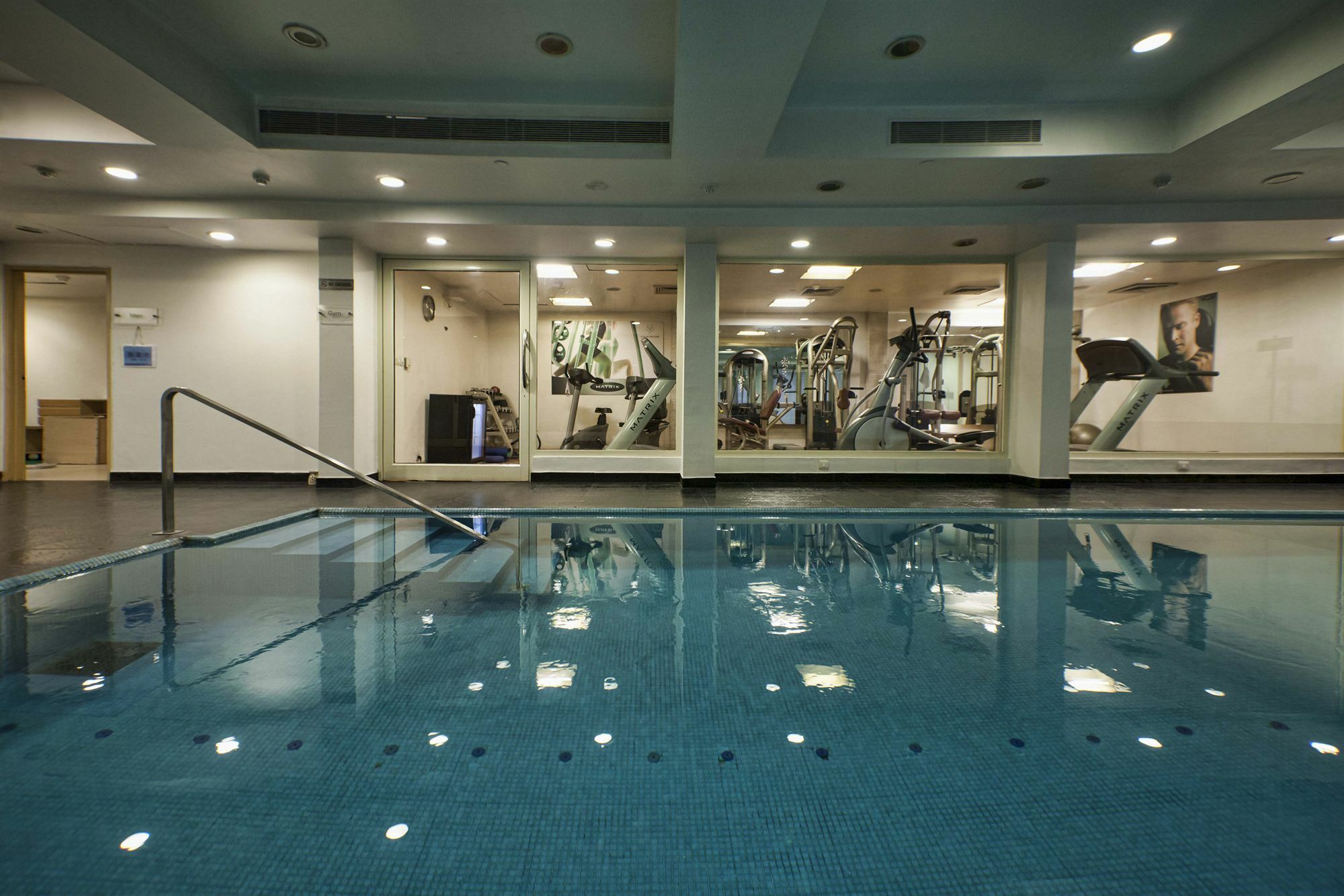 อเวลอน คอร์ตยาร์ด Hotel นิวเดลี ภายนอก รูปภาพ